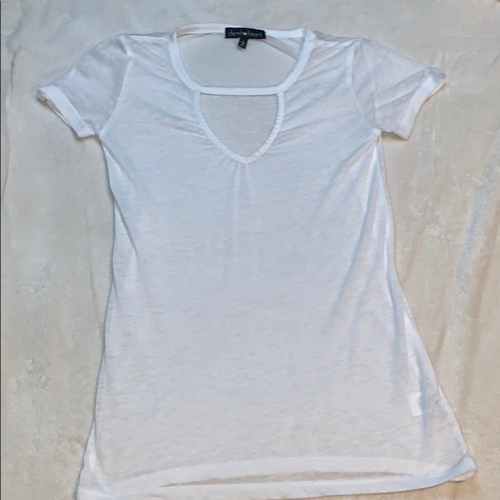 White T-shirt with V-neck hole